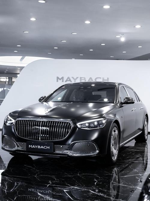 成都307岚图汽车的售后服务让用户无忧出行，迈巴赫未来的豪华车趋势